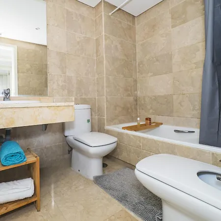 Appartement Cubo's Mimosas & Parking *