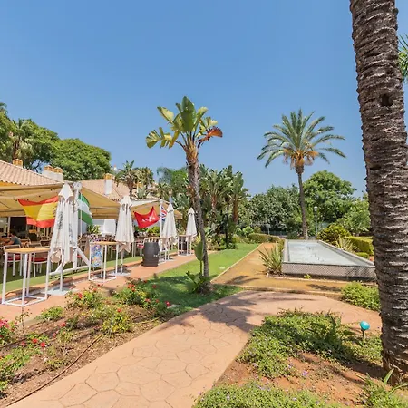Cubo's Mimosas & Parking * Marbella