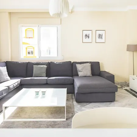 Cubo's Mimosas & Parking