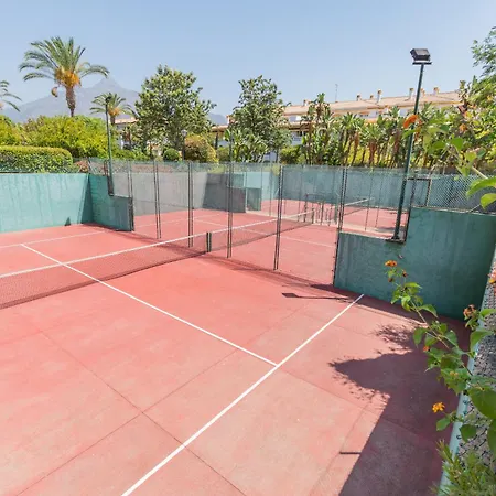 Cubo's Mimosas & Parking Appartement