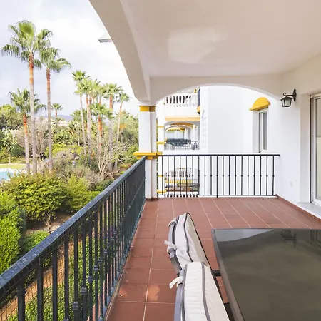 Appartement Cubo's Mimosas & Parking *