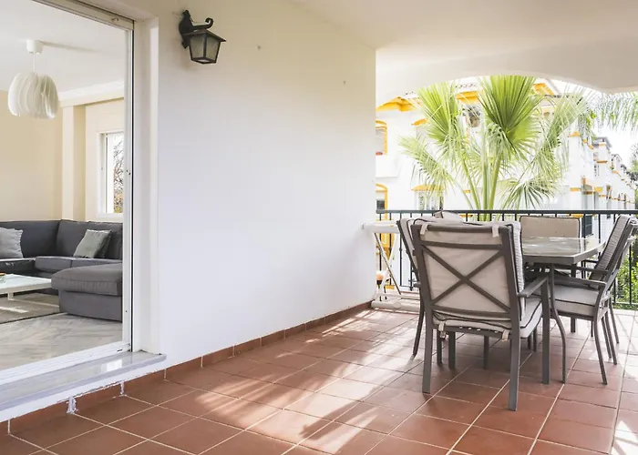 Cubo's Mimosas & Parking Apartamento *