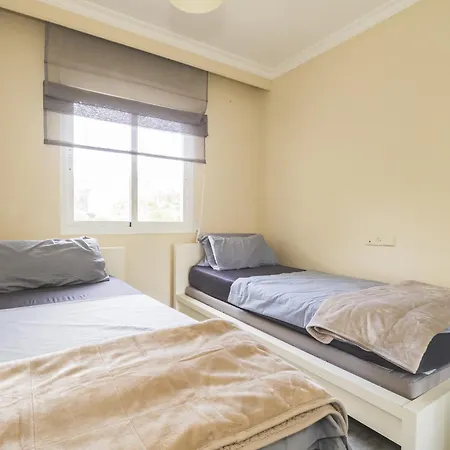 Cubo's Mimosas & Parking Apartment *